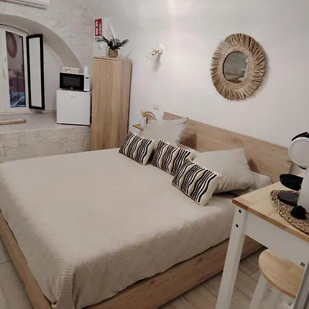 La Petite Maison Bari Extérieur photo