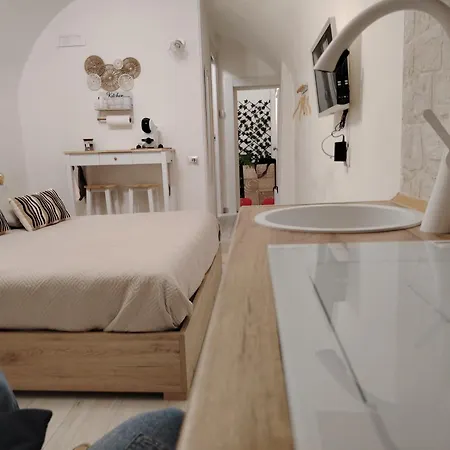 La Petite Maison Bari Extérieur photo