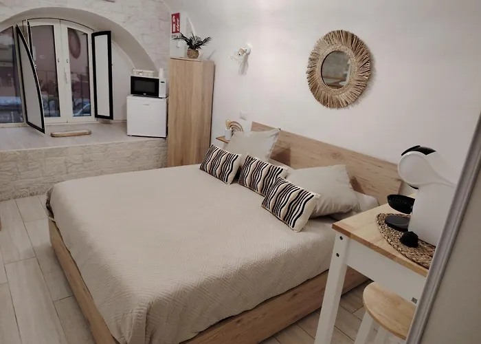 La Petite Maison Bari